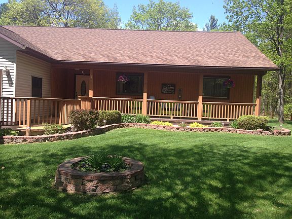 3rd image of 137 Oakridge Dr