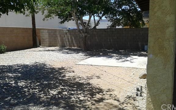 4th image of 20289 Thunderbird Ave