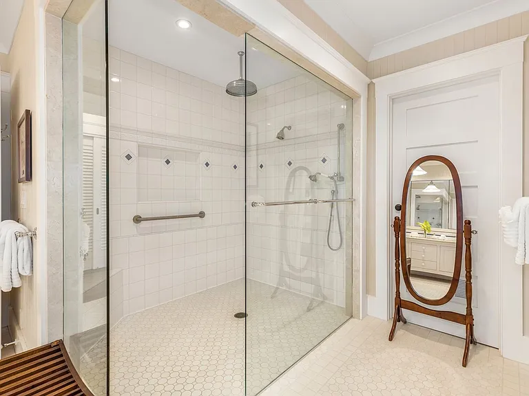 4727 Kahala Ave #A — Photo 17