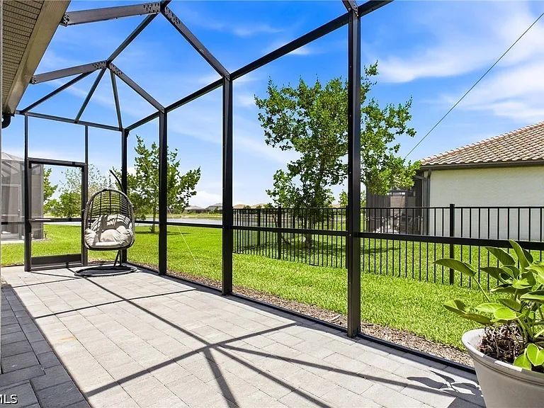 14050 Pine Lodge Ln — Photo 28
