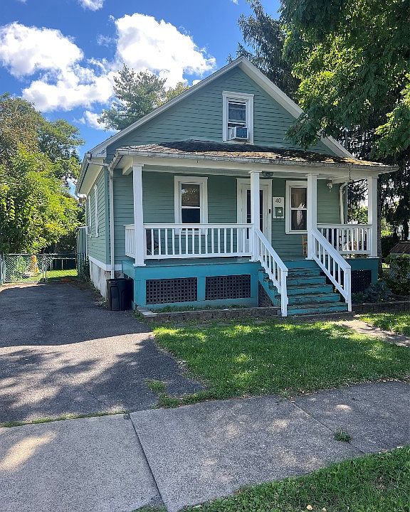 1st image of 40 Jay St