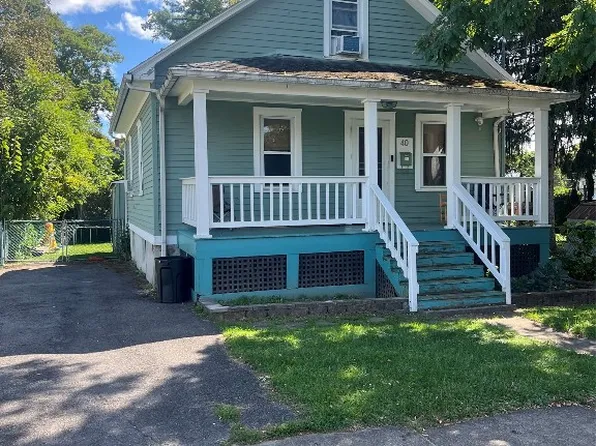 40 Jay St, Johnson City, NY 13790