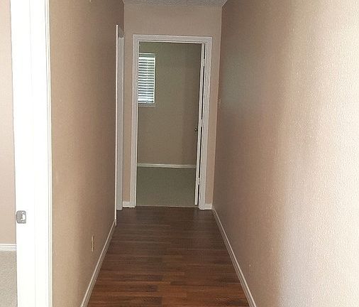 4th image of 1912 N Irving Heights Dr