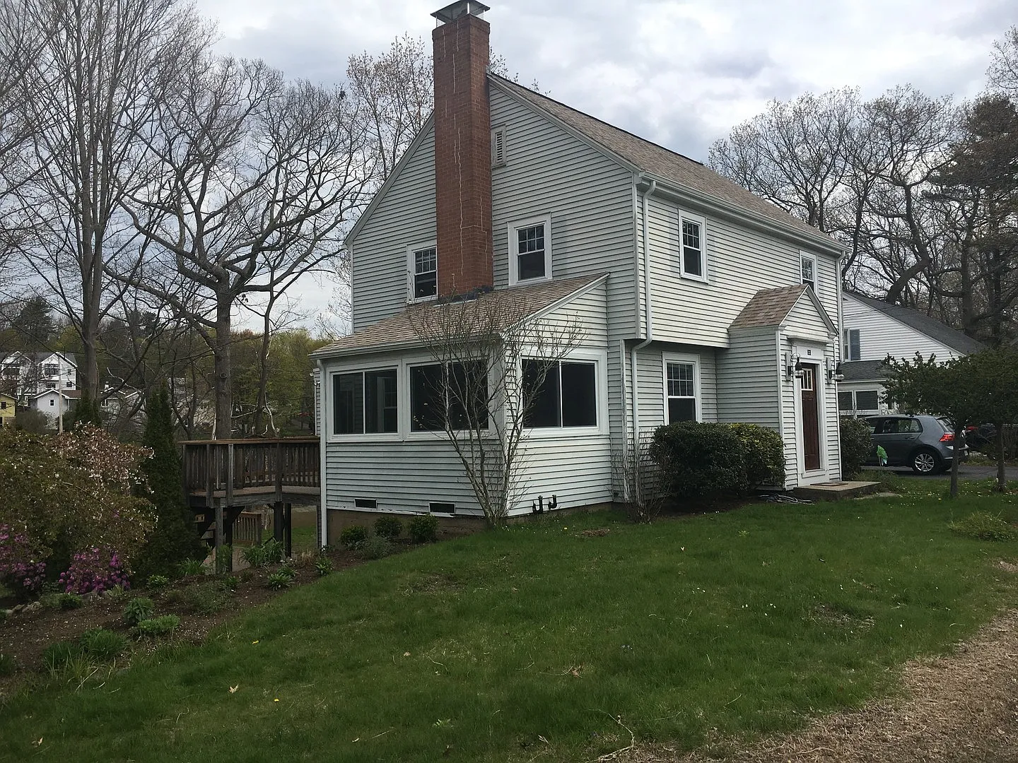 Furnished 3 Bedroom Rental Near the Water — Photo 1