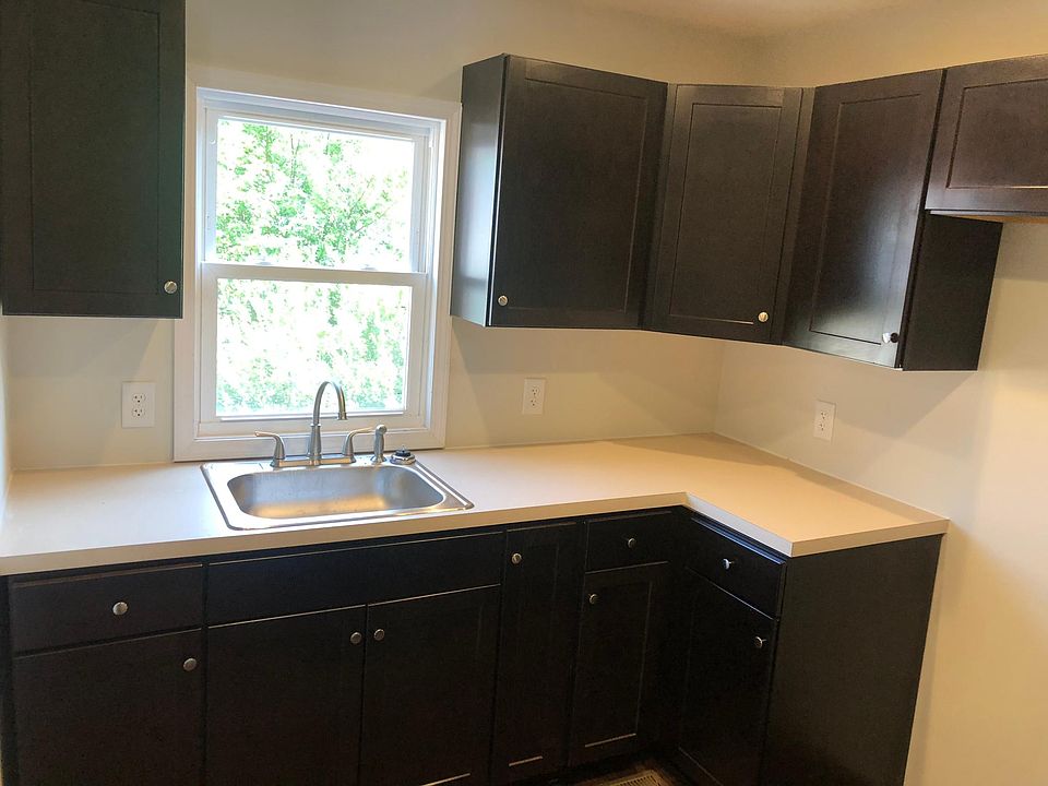 1st image of 253 W 41st St #1/2