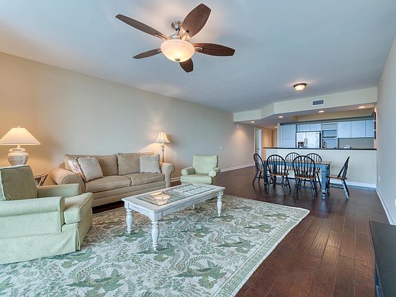 5th image of 2640 Lake Shore Dr Unit 1708
