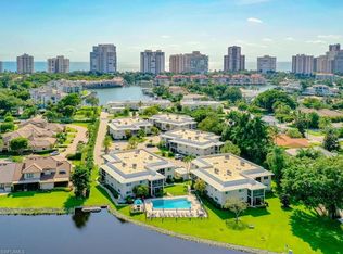4180 Crayton Rd APT E7, Naples, FL 34103