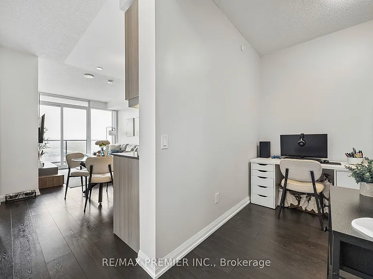 7895 Jane St #1717 — Photo 21