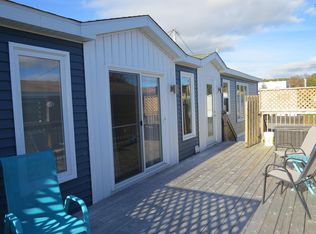 22 Sherbrooke Ave, Bridgewater, NS B4V4E7