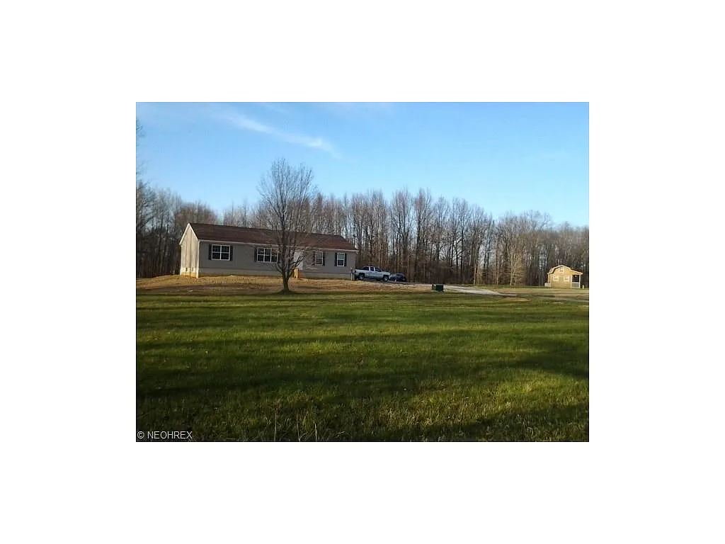 15556 Stoltz Rd photo 1