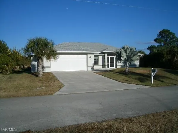 149 Carlisle Ave S, Lehigh Acres, FL 33974