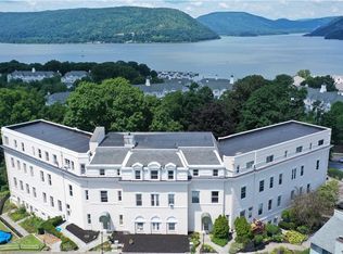 19 Waterview Est, Peekskill, NY 10566