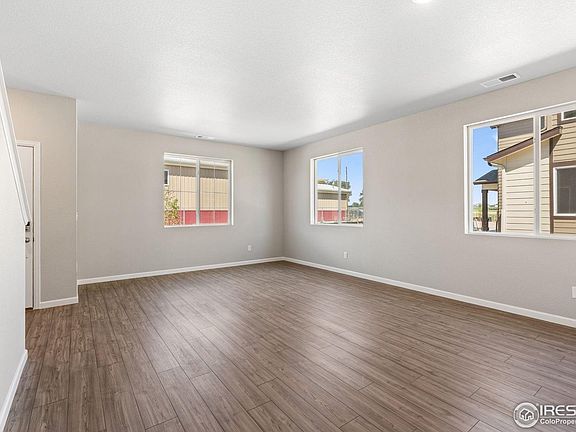 3rd image of 1446 Coral Pl