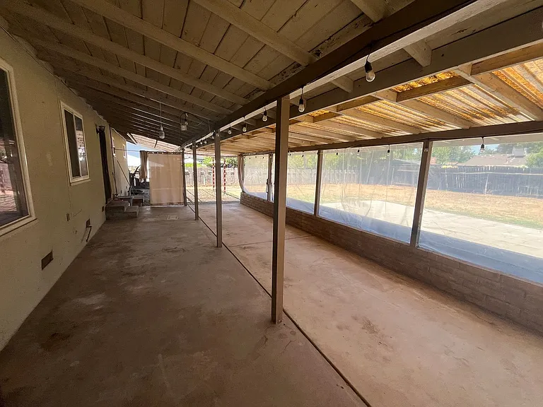 1406 W Howard Ave — Photo 23