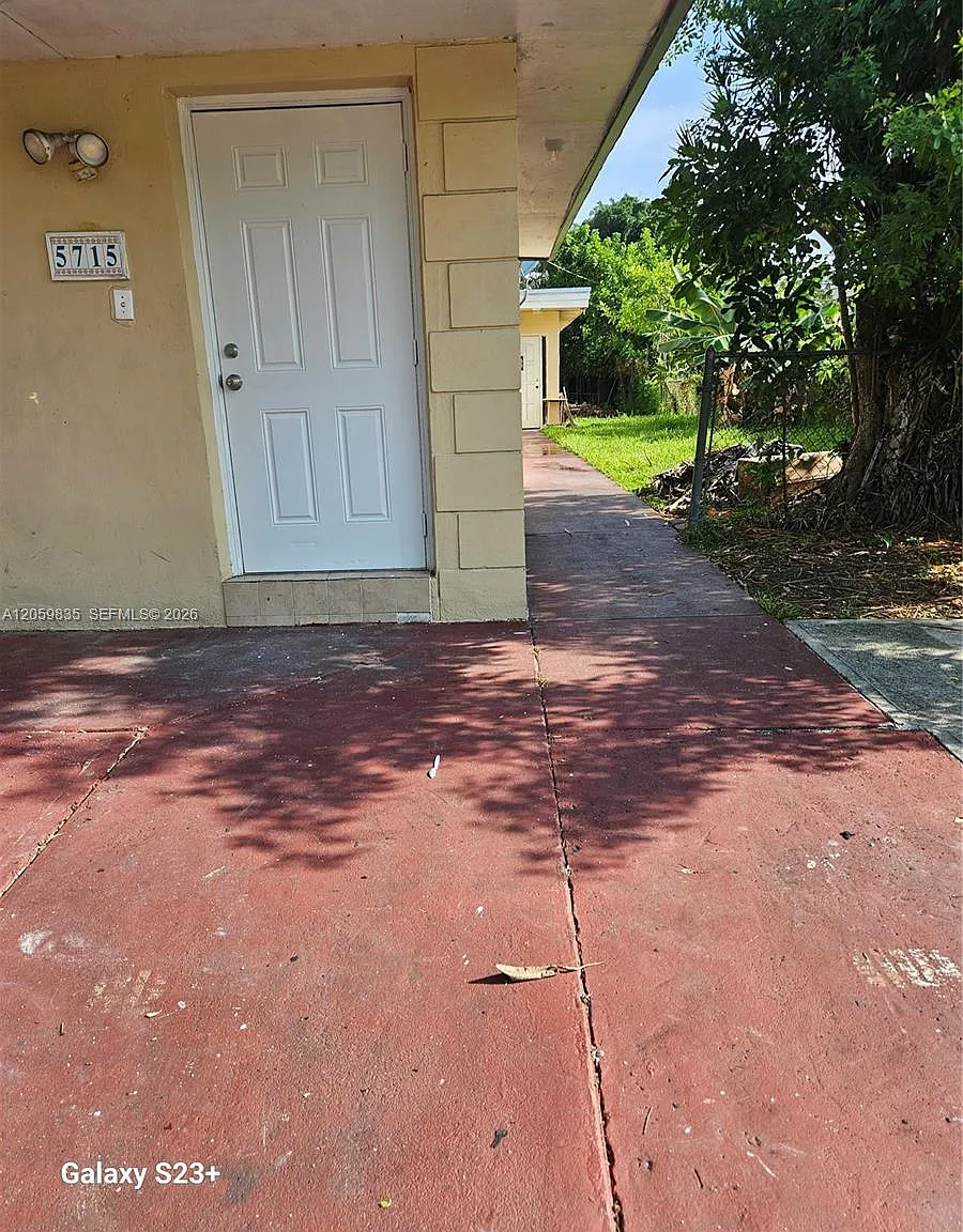 Hollywood Beach Heights S — Photo 2