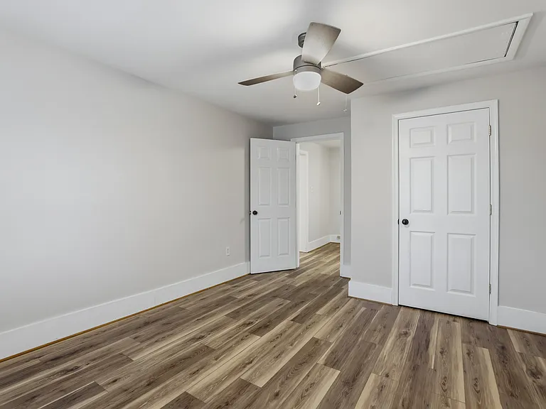 319 E A St #1 — Photo 14