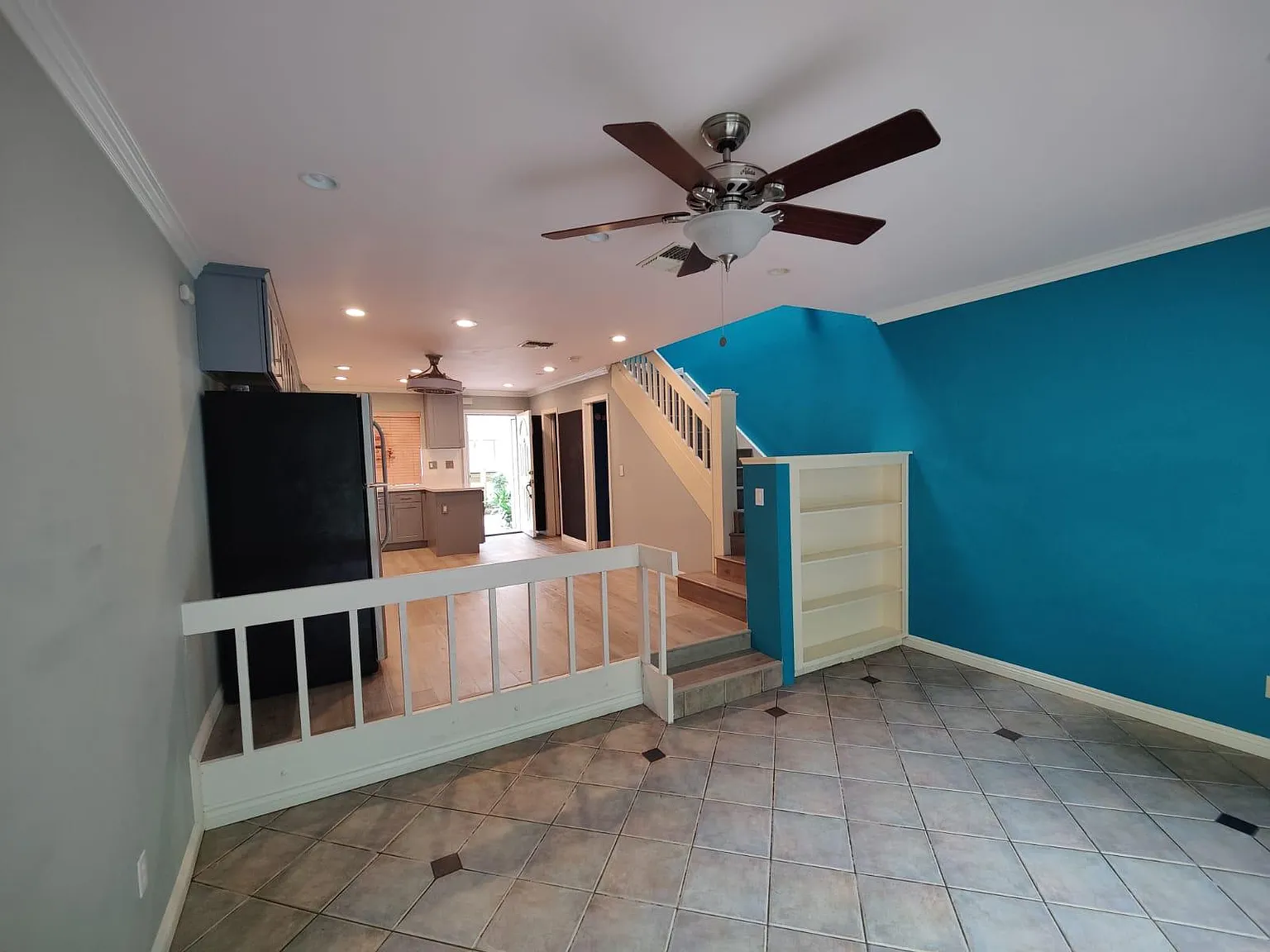 2 bed, 2.5 bath, 1220 sqft, $3,800 — Photo 4