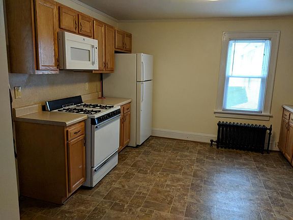 4th image of 561 Park Ave APT 2