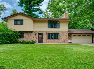 7017 Willow Ln, Minneapolis, MN 55430
