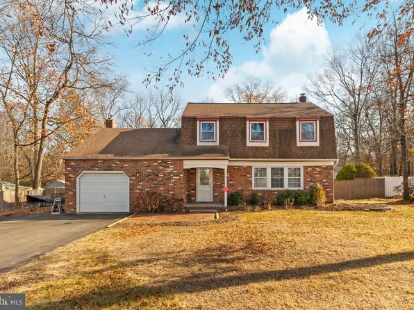 341 Birmingham Rd, Pemberton, NJ 08068
