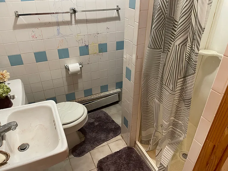 129 Cedar St #1 — Photo 8