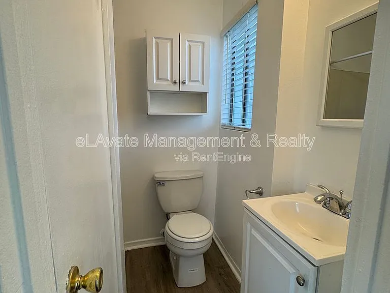 10822 Ventura Blvd #1 — Photo 10