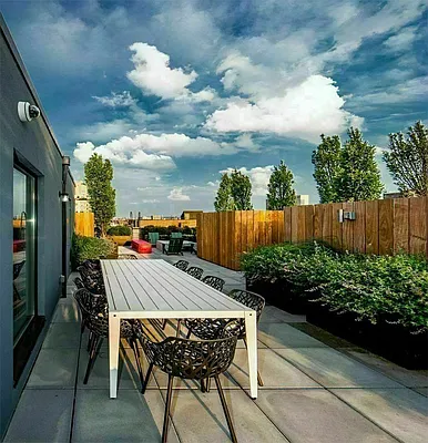 Rented by Voro New York | media 26