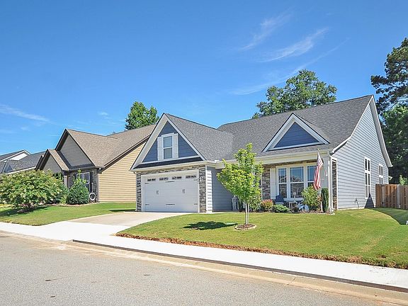 2nd image of 301 Loxley Dr