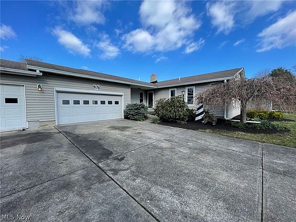 3rd image of 517 Joann Dr
