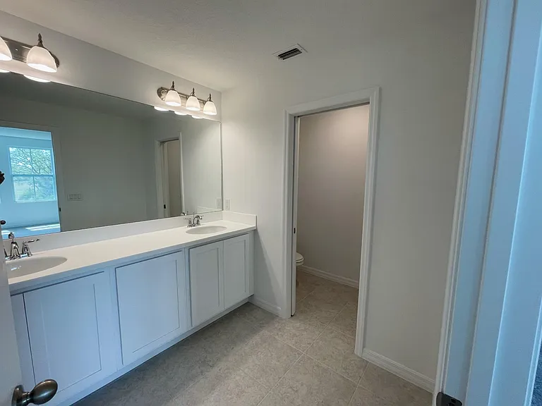 1689 Sanibel Dr — Photo 6