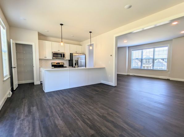 1001 Knights View Rd #454-1