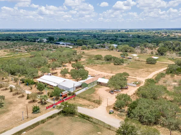 419 S Loop 1604 W, San Antonio, TX 78221