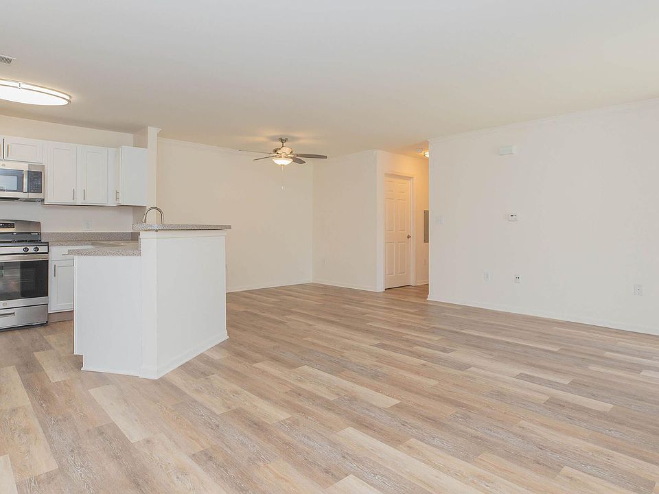 Arbor Landings Apartments 545 Landings Blvd Ann Arbor MI Zillow