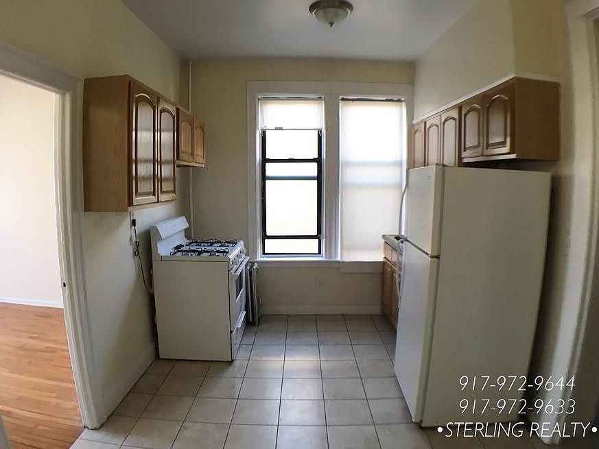 1st image of 2552 35th St APT 3R
