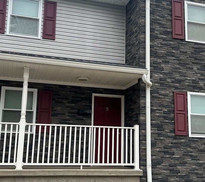 1st image of 5 South St #4