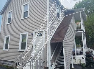 1327 W 67th St APT 7, Cleveland, OH 44102