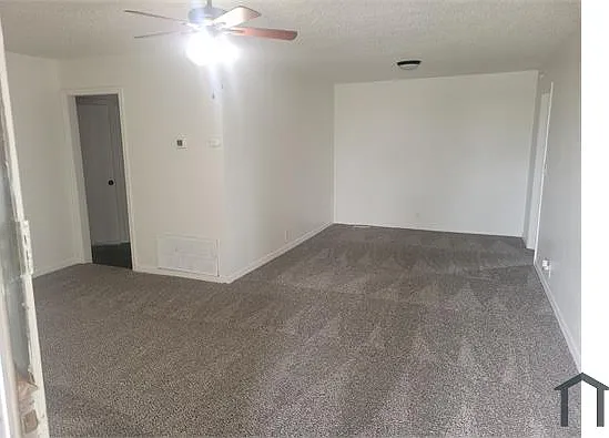 3 bed, $1,950 — Photo 2