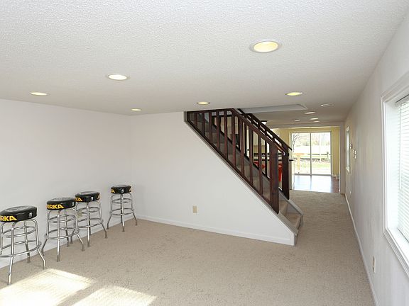 Walk in and See to Park