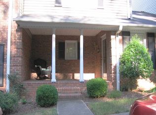 9 Somersett Dr, Spartanburg, SC 29301