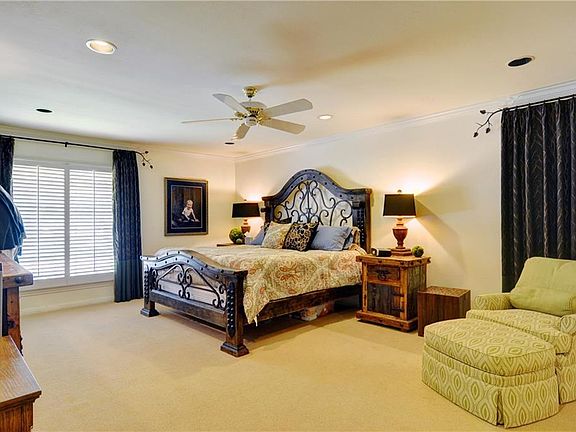 5th image of 4301 Woodwick Ct