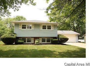 37 Drawbridge Rd, Springfield, IL 62704