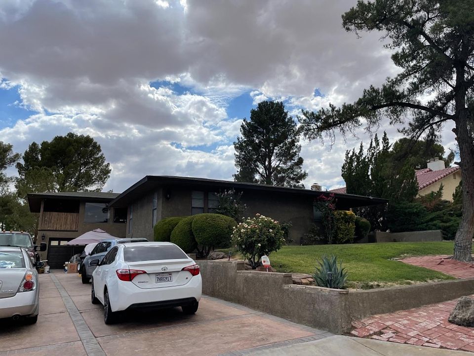 1st image of 14655 Greenbriar Dr #1472