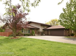 7643 W Sequoia Rd, Palos Heights, IL 60463