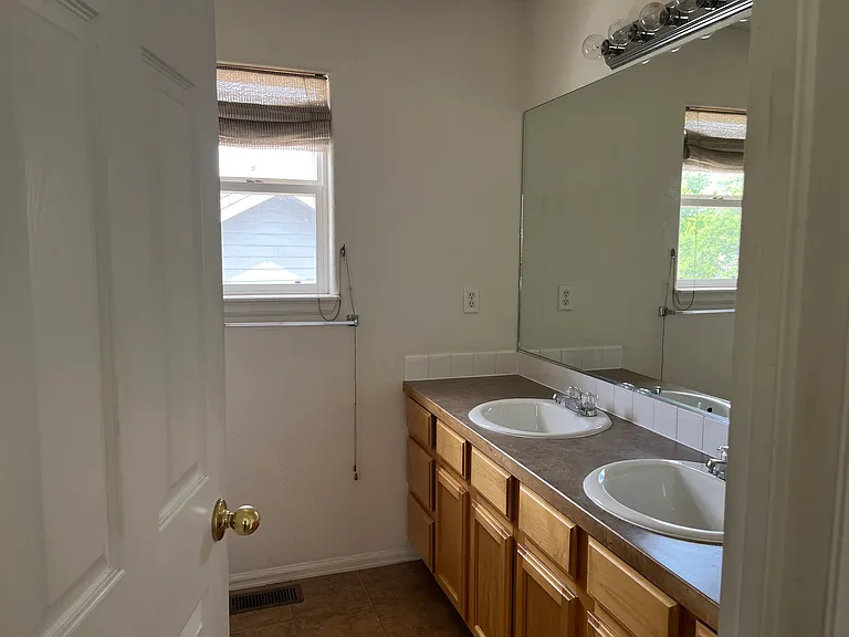 333 Green Teal Dr — Photo 11