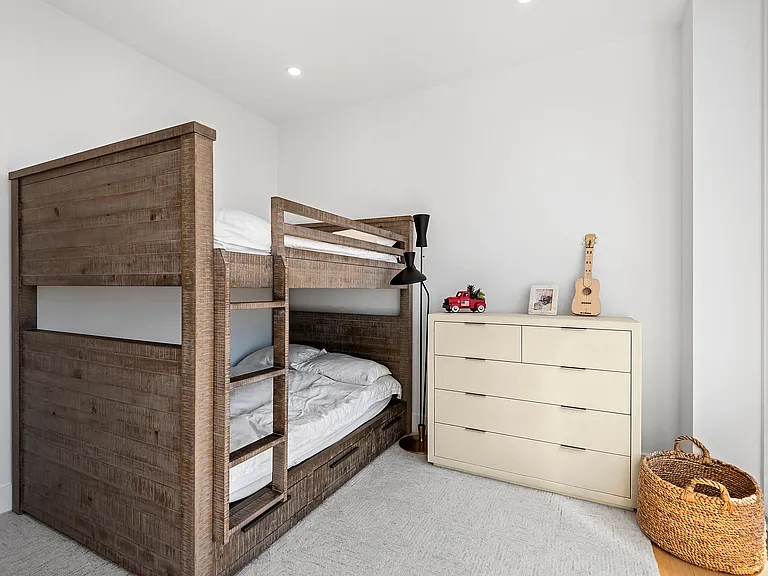 15 W 61st St #30D — Photo 4