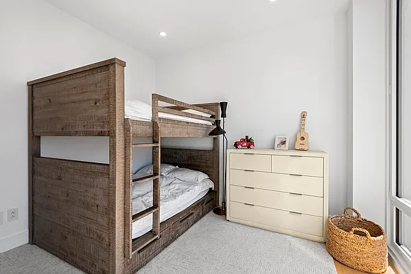 Rented by Compass | media 11