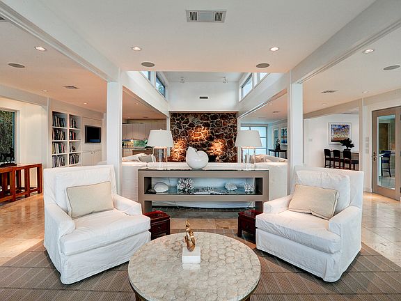 5th image of 1822 Cove Park Dr
