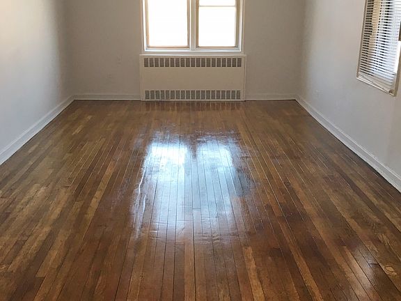 2nd image of 10326 68th Ave APT 6A