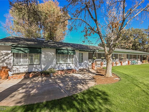 2nd image of 3434 Tobias Ln