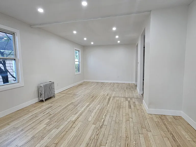 209 Columbia Ave #2 — Photo 16